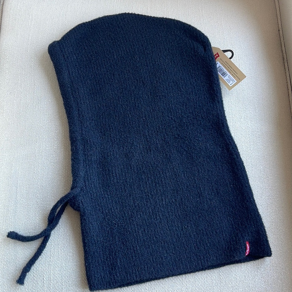 HOODIE - Picture 1 of 6